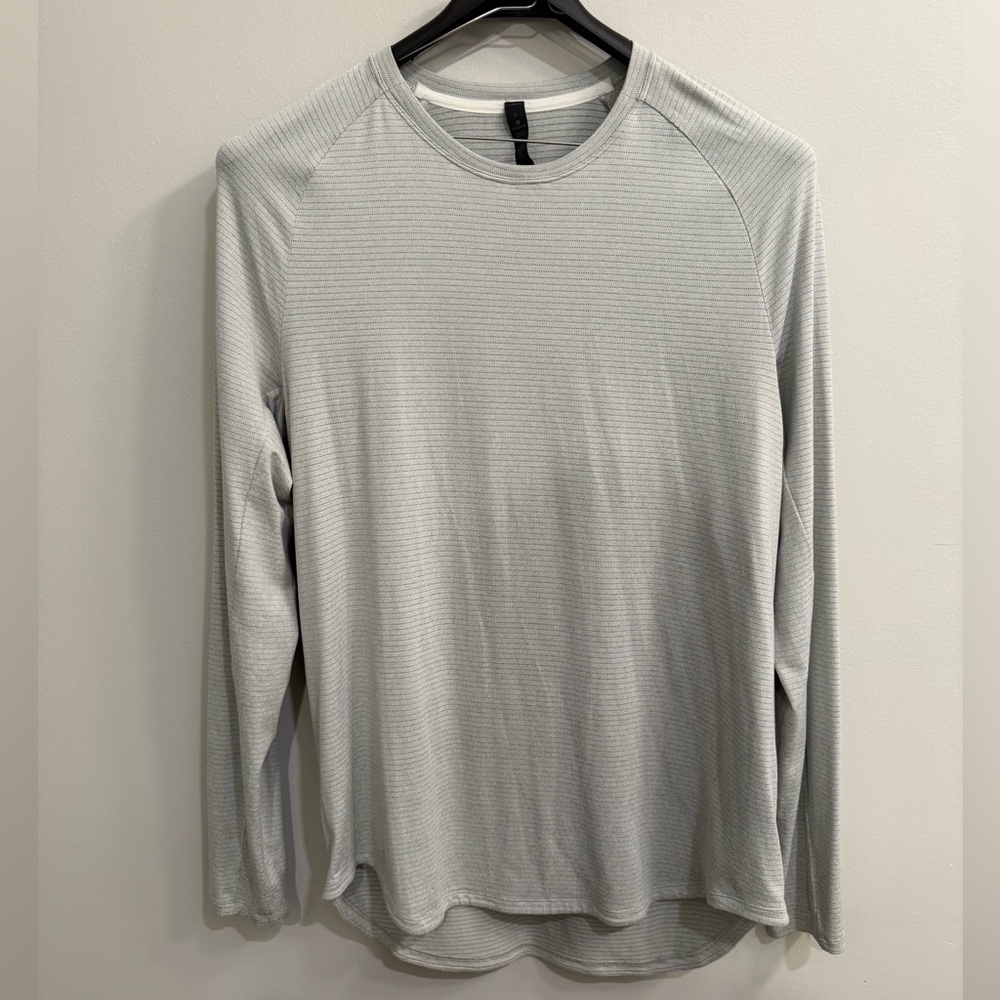Lululemon Athletica - Long Sleeve Shirt - Grey - Large